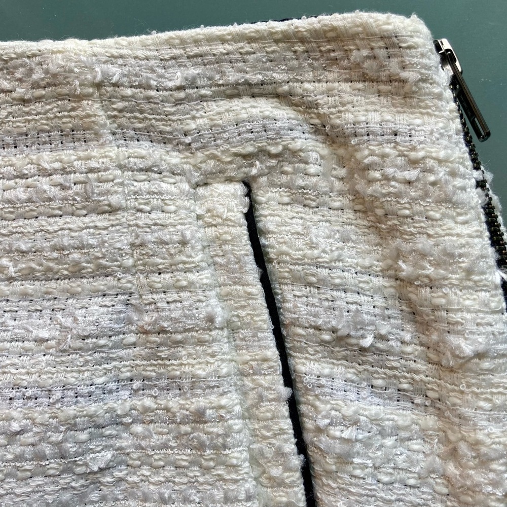 Halogen Cream Textured Pencil Skirt - Picture 16 of 16